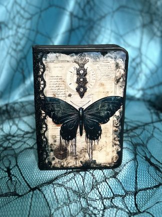 A7 Gothic Moth Black